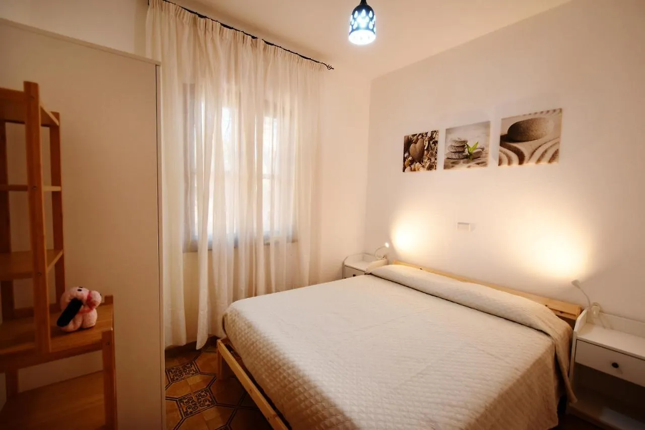 Mario & Nina - Portopino House Porto Pino
